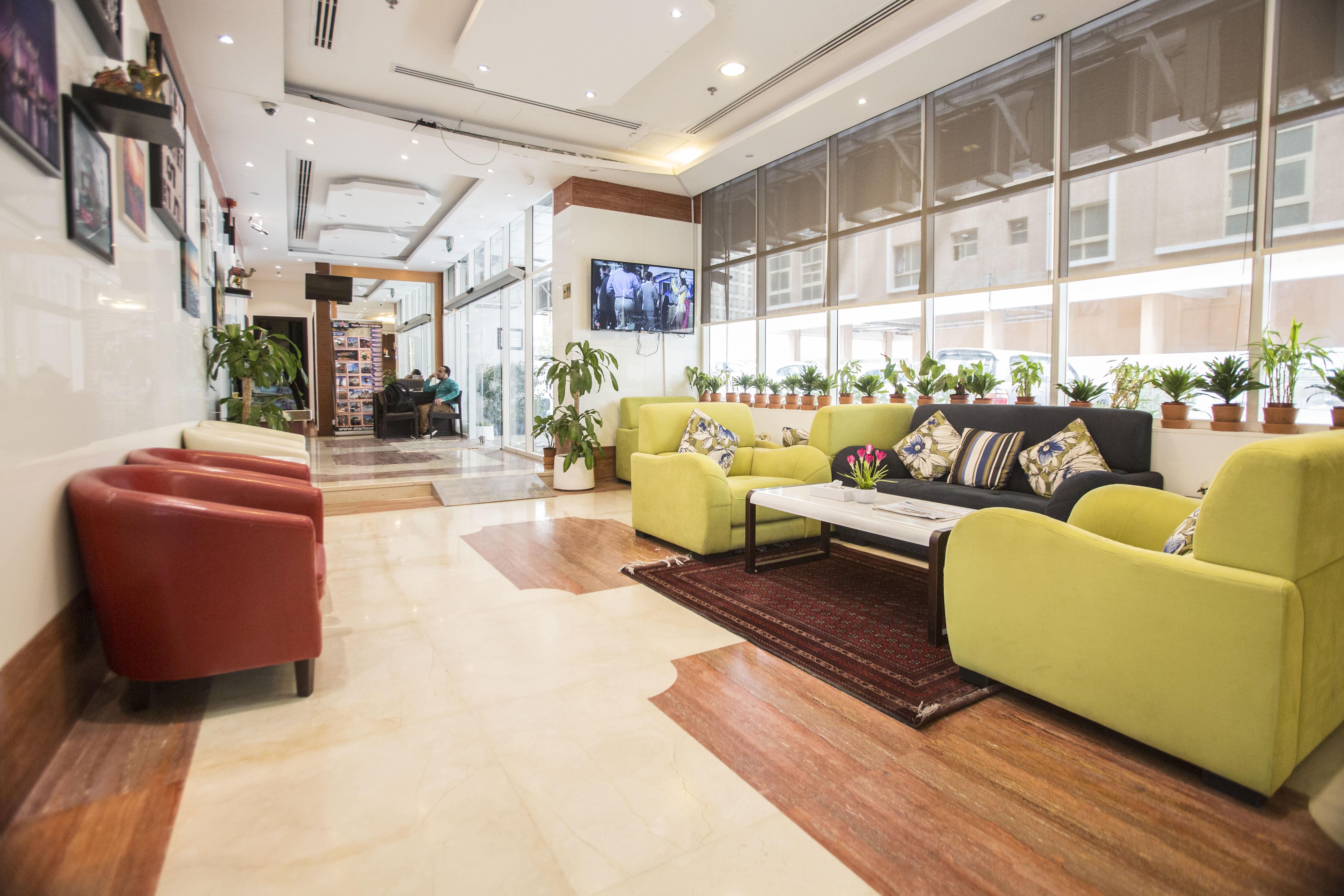 Travellers Hotel Apartment Дубай Екстериор снимка