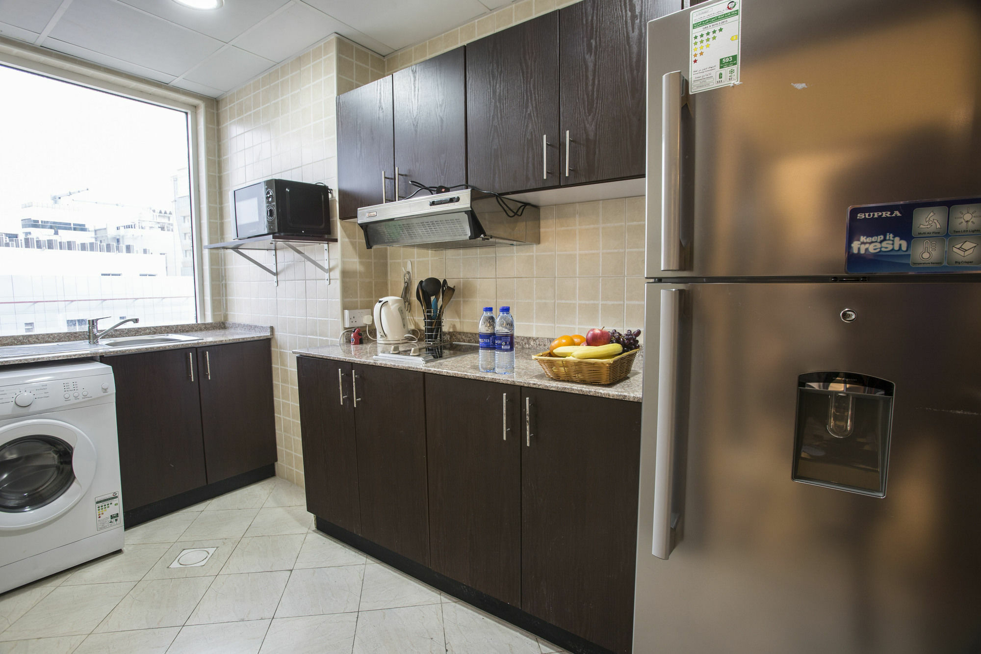 Travellers Hotel Apartment Дубай Екстериор снимка